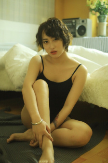 光的背面是暗