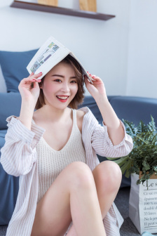 原来帅真的可以当饭吃