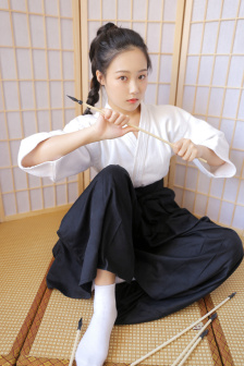羞