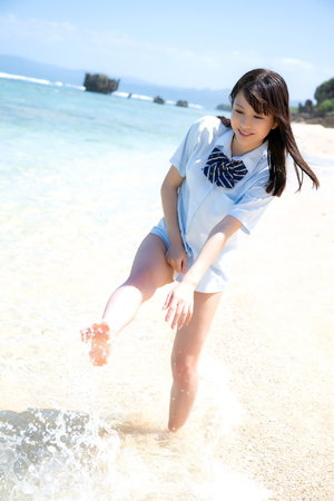 裂脸的女孩