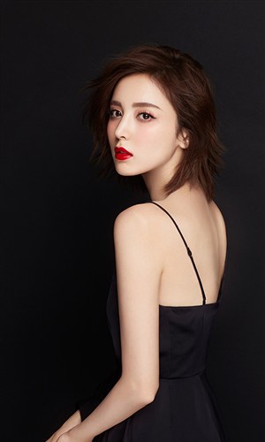 一线女记者
