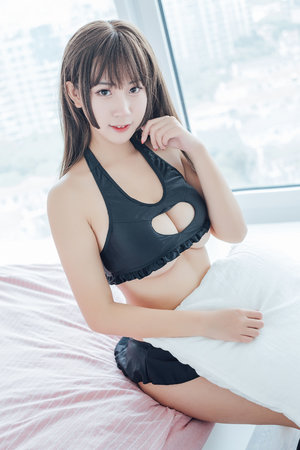 御兽时代：化身魔女的我召唤巨龙