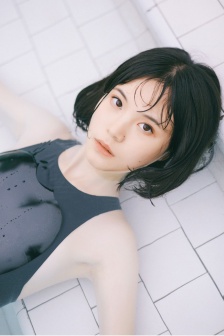 谁家豆蔻不倾城