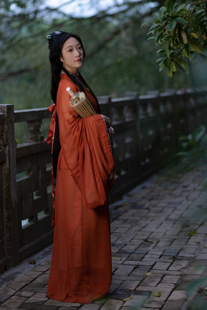 等待张先生归来